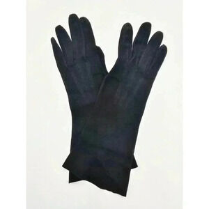 Vtg Women's Size 6.5 Black Suede Gloves made in France